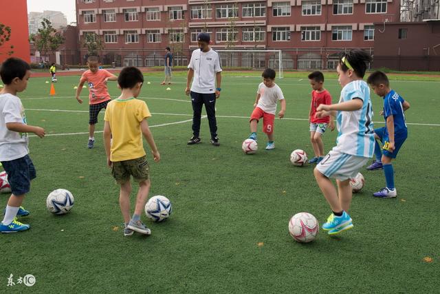 巴萨提出听证会申请 确保奥尔莫和维克托1月注册