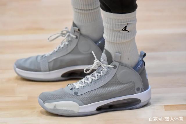 英联杯-伊萨克破门戈登建功 阿森纳0-2纽卡斯尔